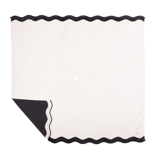 The Beach Blanket - Rivie White - Image 4